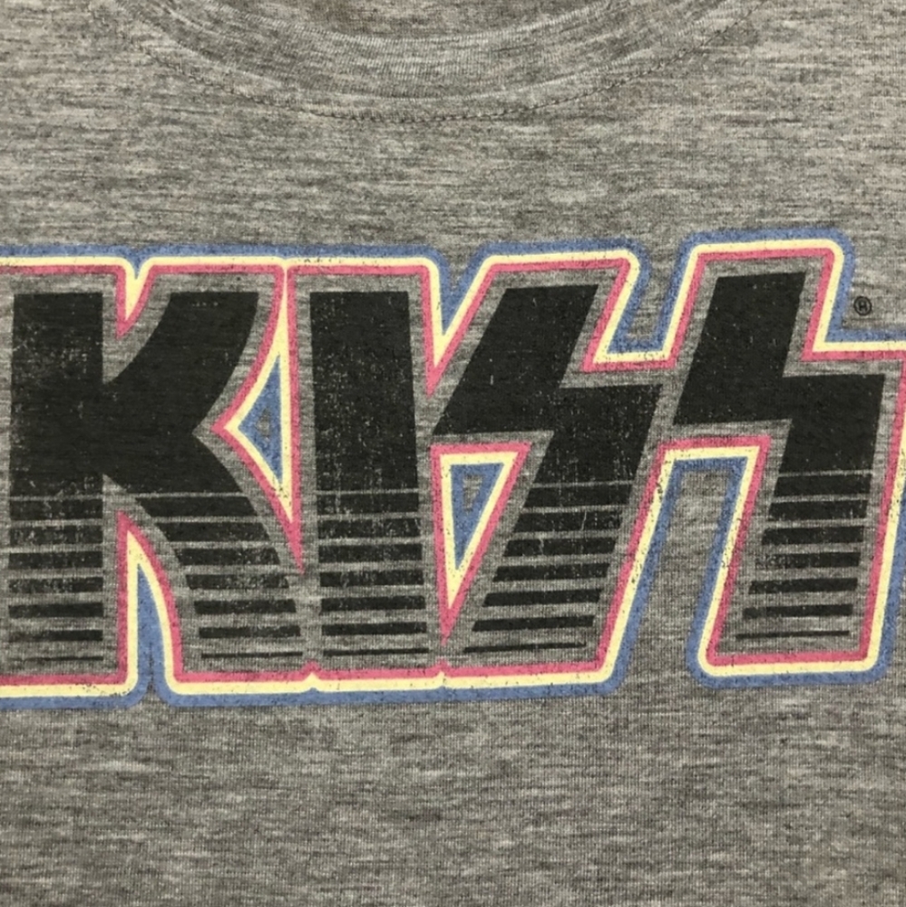 NWOT Women's Kiss Tank Top - Picture 3 of 4